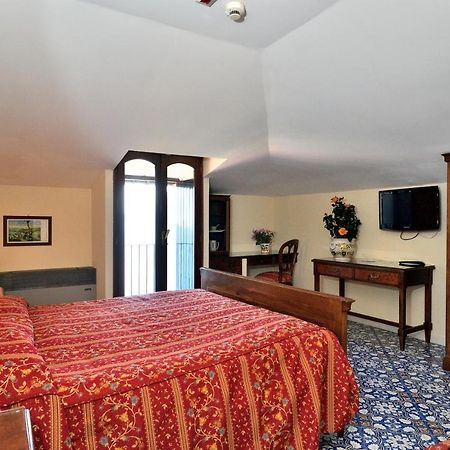 Hotel La Tonnarella Σορέντο Εξωτερικό φωτογραφία