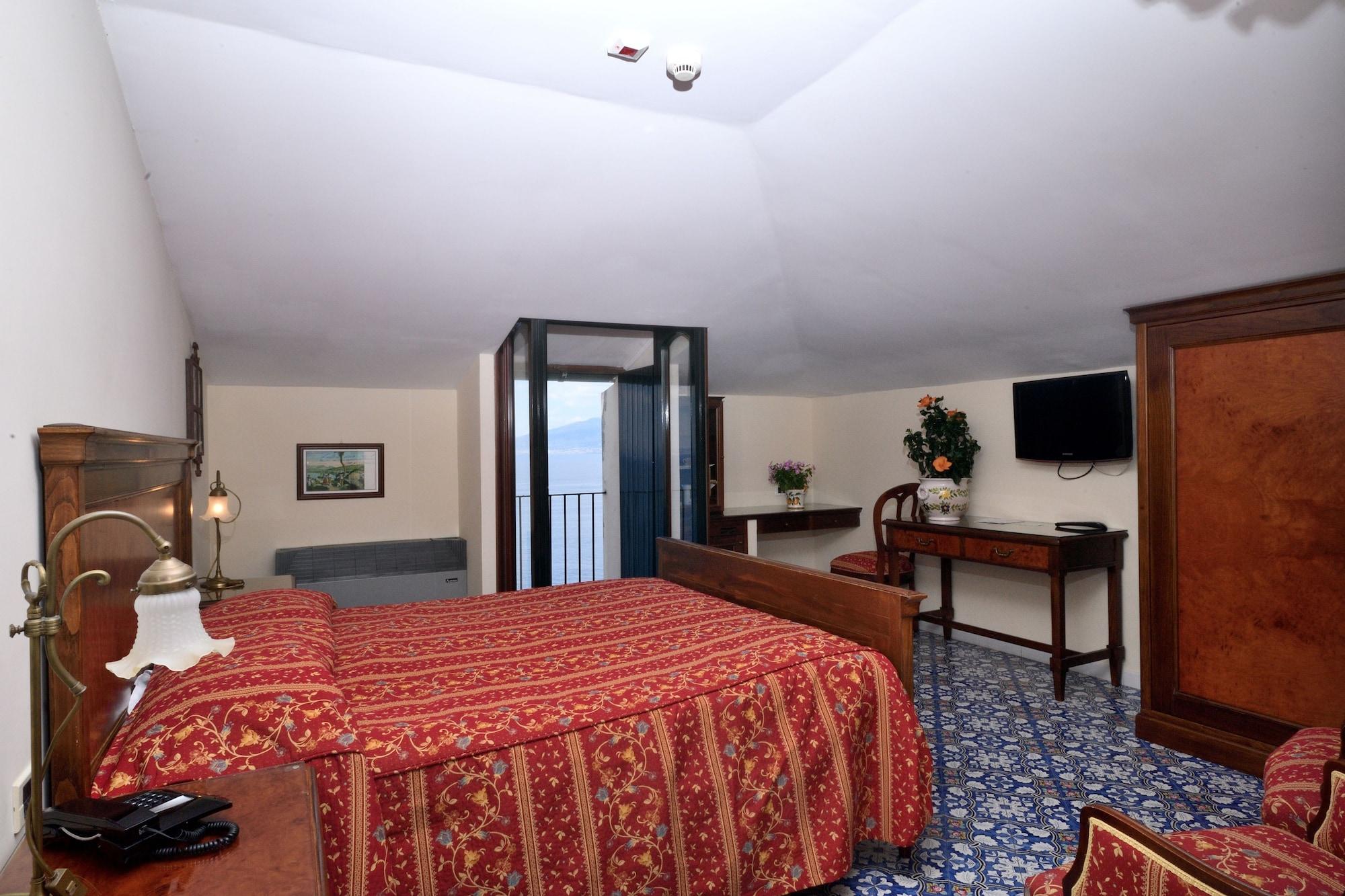 Hotel La Tonnarella Σορέντο Εξωτερικό φωτογραφία