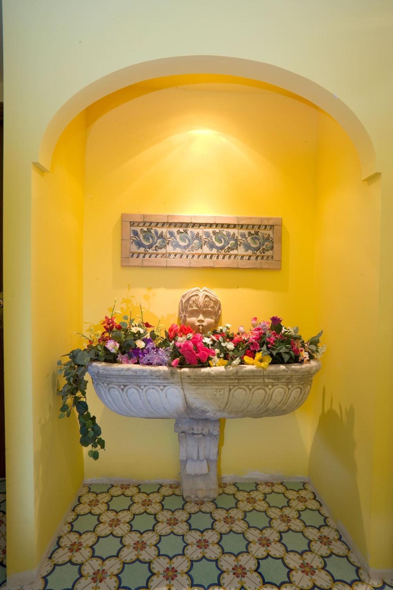Hotel La Tonnarella Σορέντο Εξωτερικό φωτογραφία