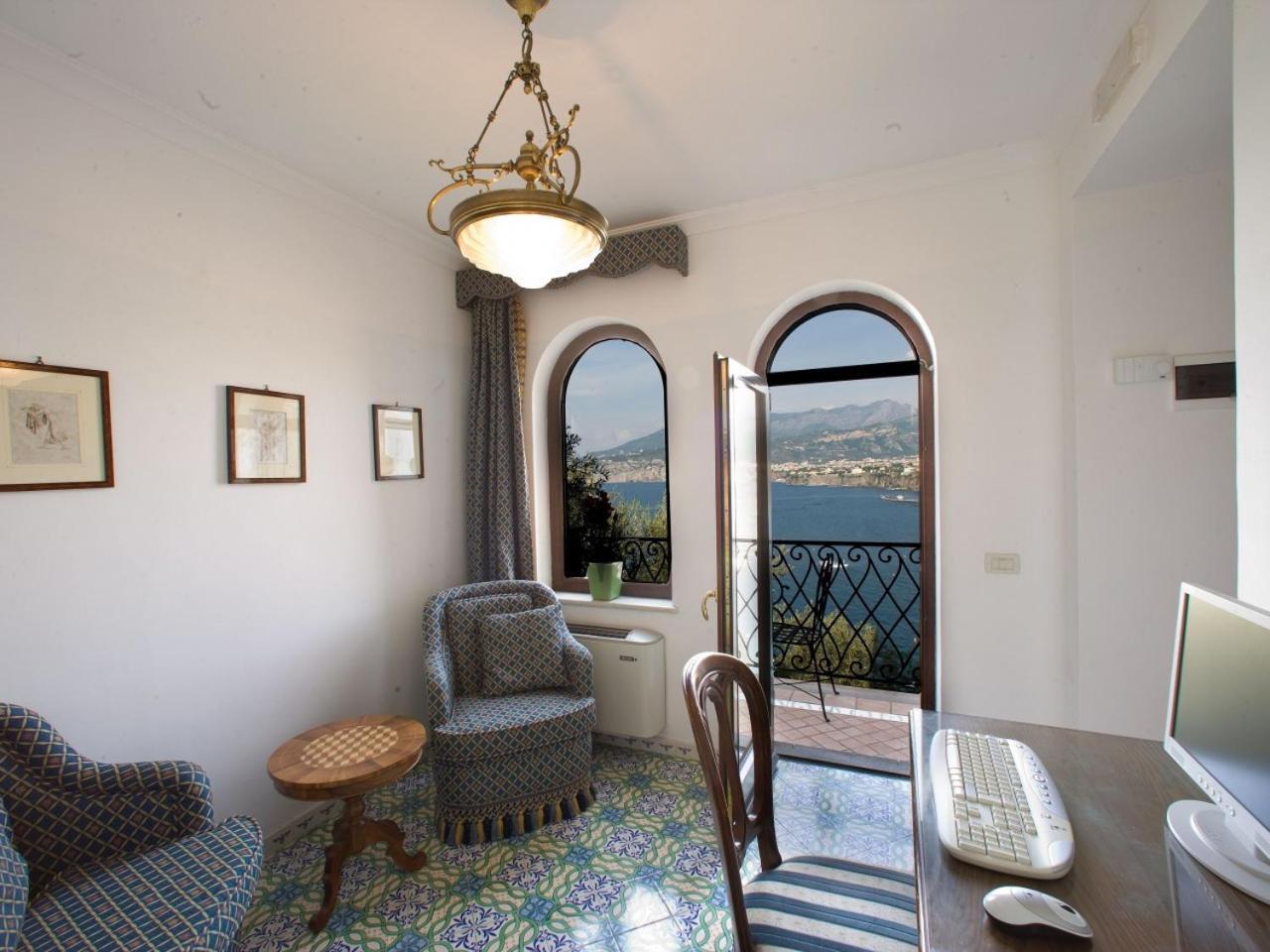 Hotel La Tonnarella Σορέντο Εξωτερικό φωτογραφία